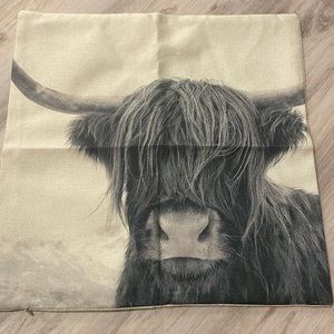 Highland cow pillow cover
